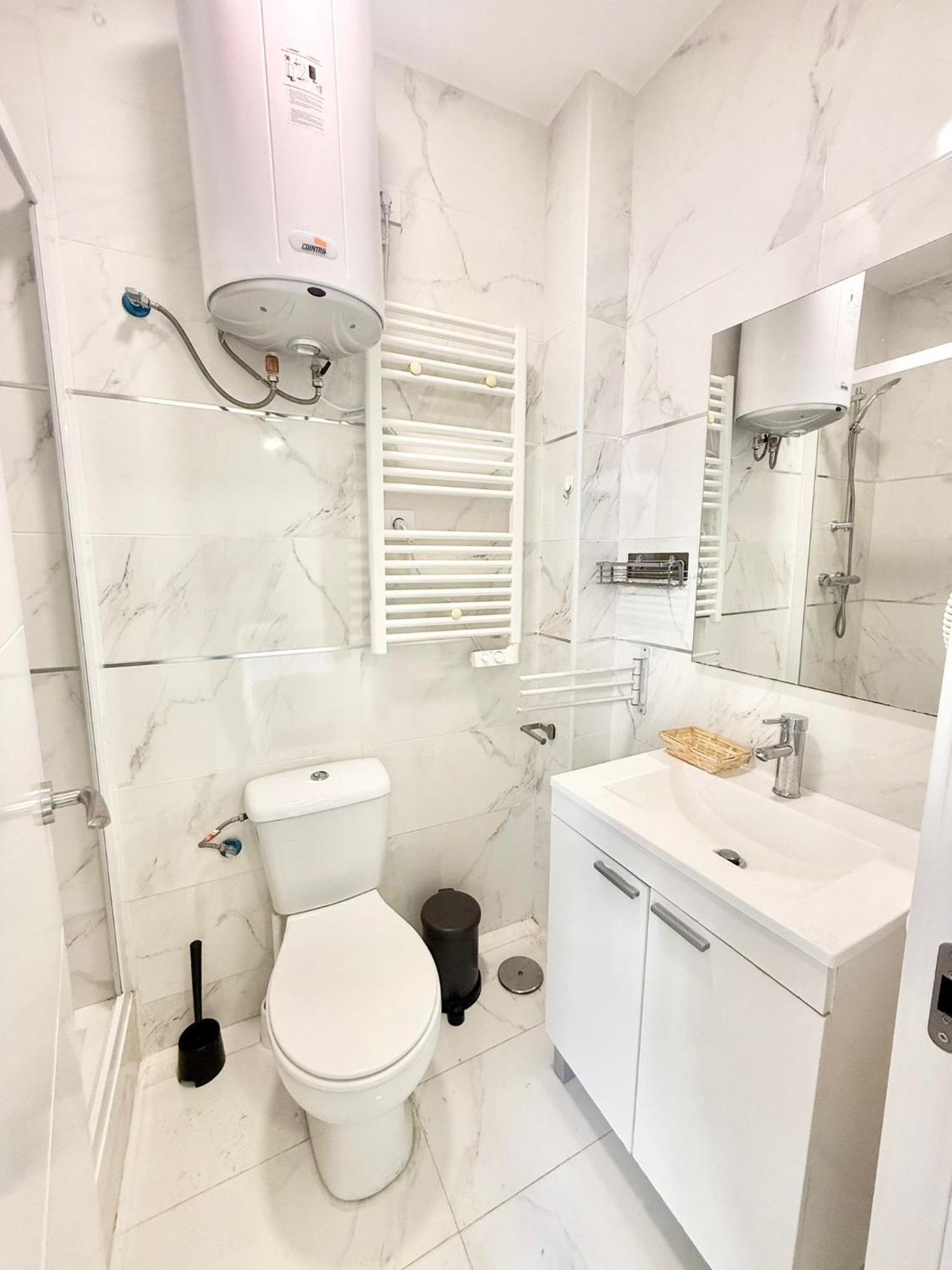 Apartment Amch Hospedaje Metro Avenida De America 11 *