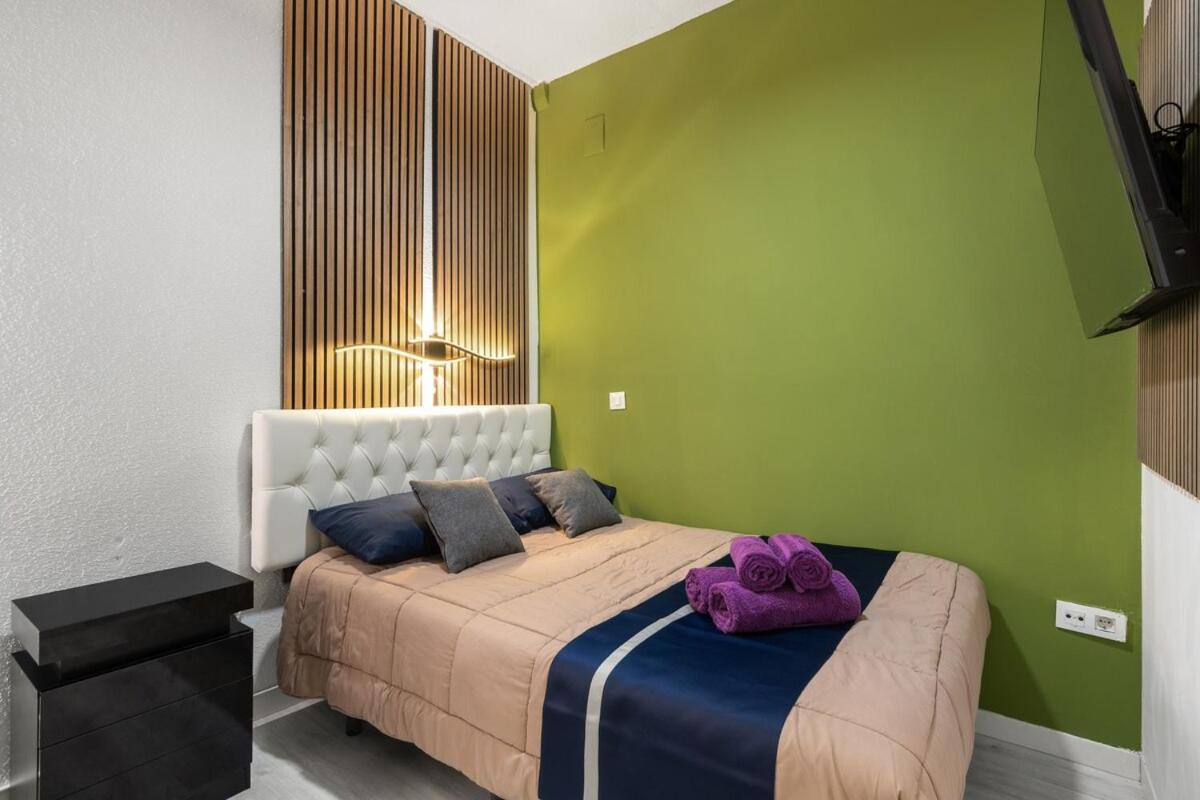 Downtown 2 Bedrooms *
