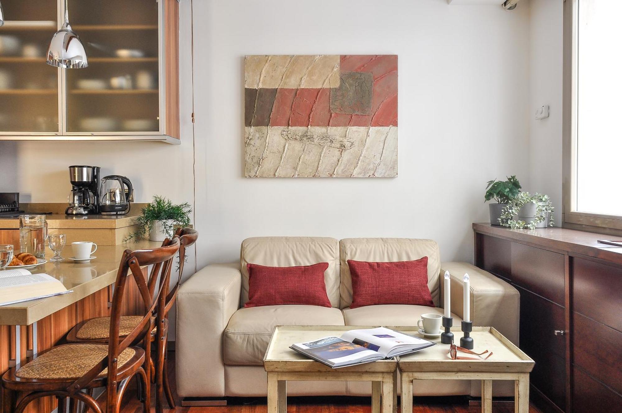 Estudio En Zona De Colon Madrid