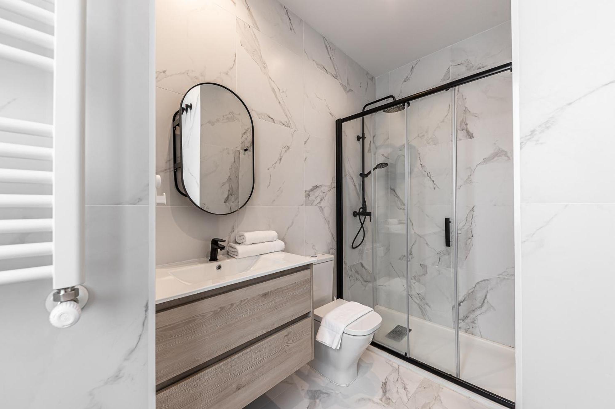 Waou Urban Goya - Corta Duracion Guest house Madrid
