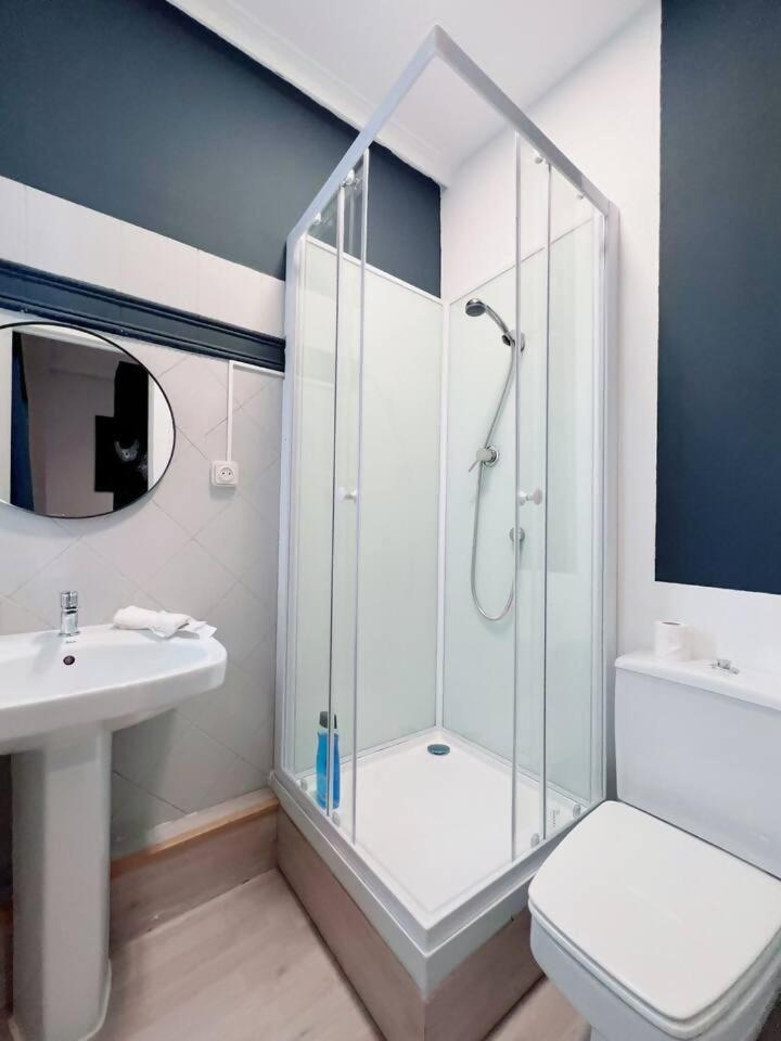 Privada Gran Via H Guest house *