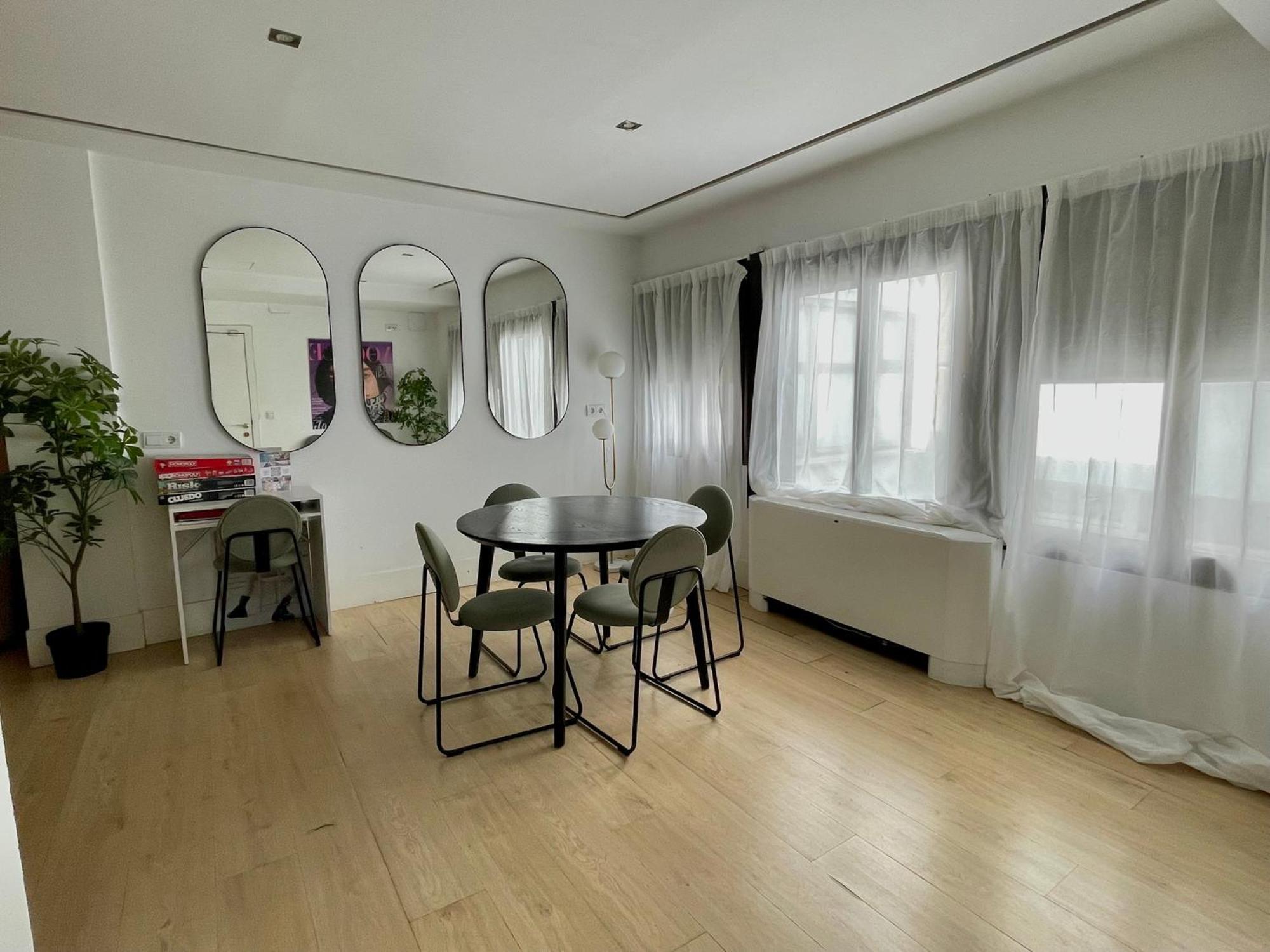Albergue Habitaciones Gran Via -No Aire Acondicionado-