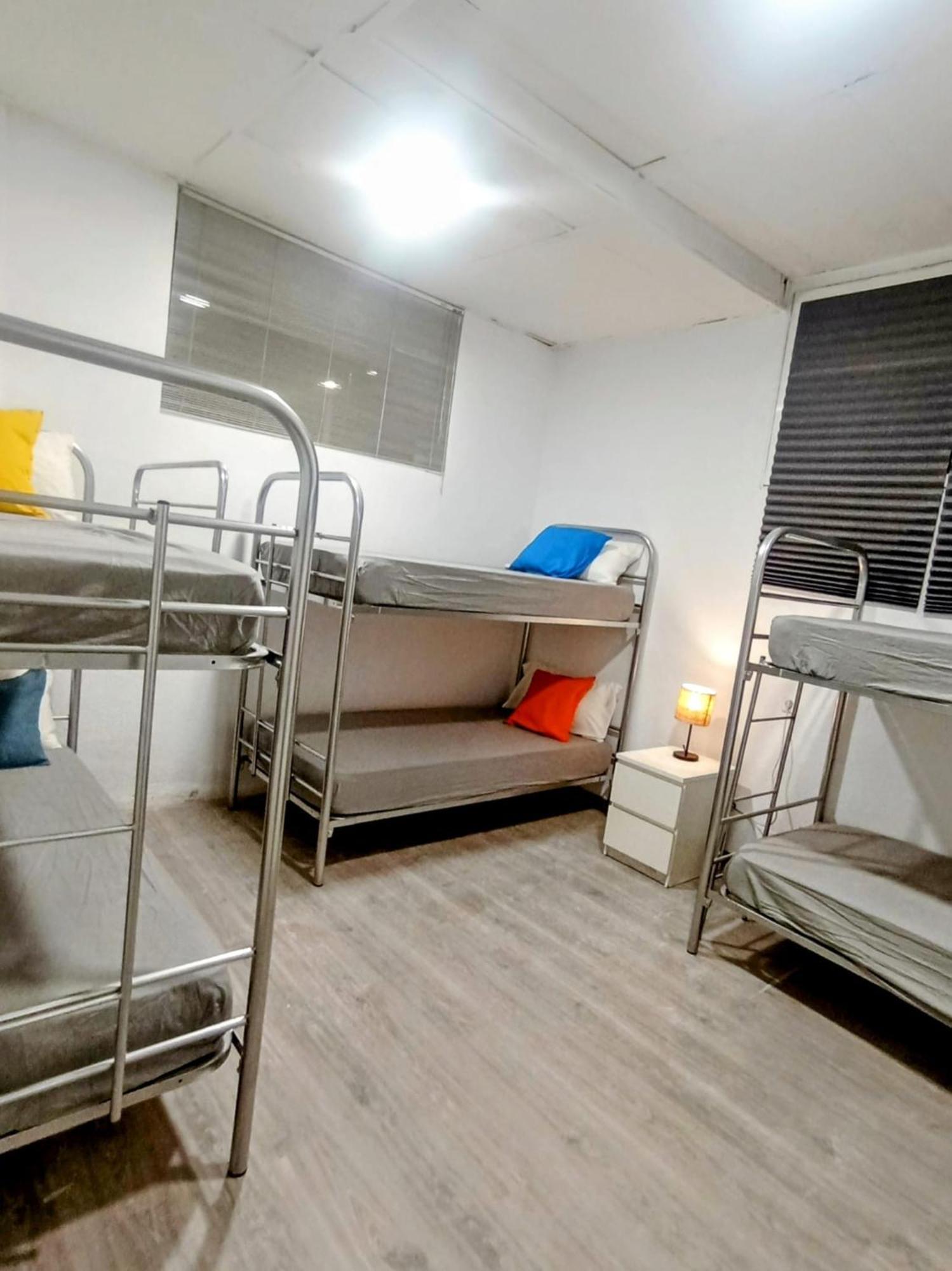 Alexa Host Vallecas Hostal
