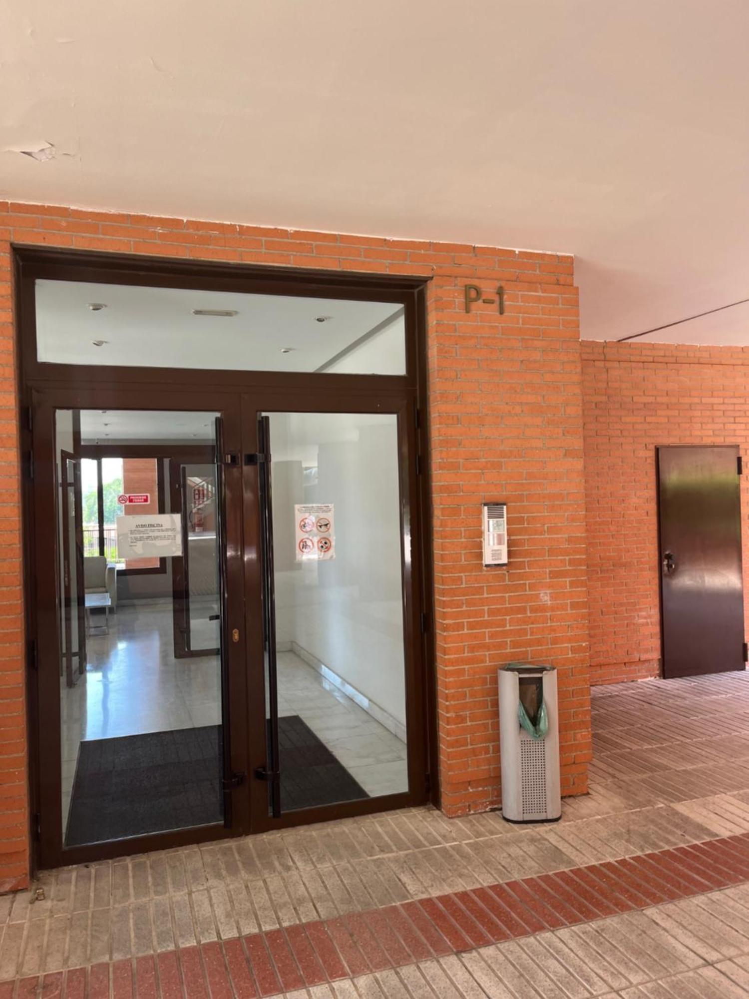 Piso Con Piscina Ifema Y Metropolitano * Madrid