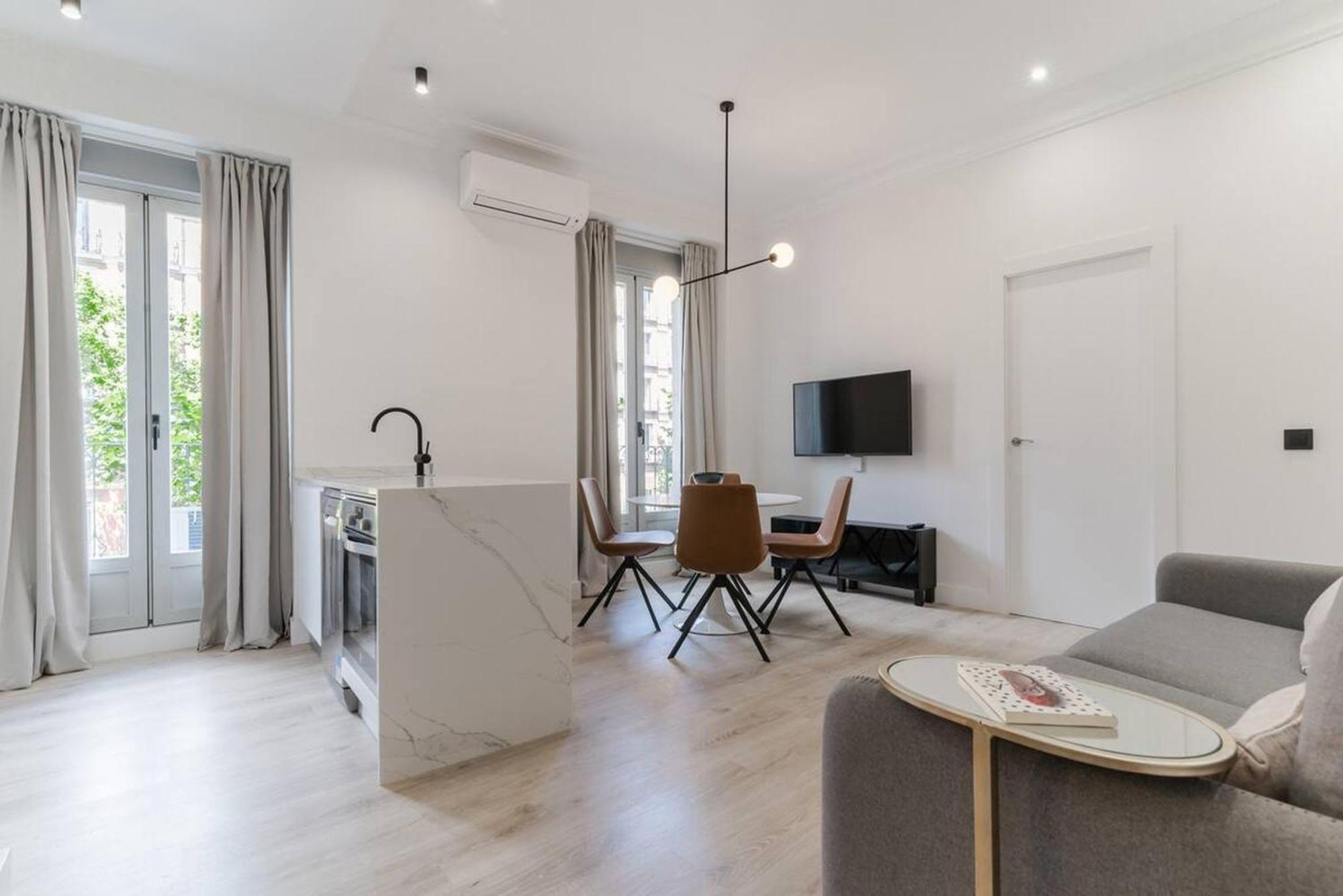 Luz Y Diseno En Malasana, Piso Centrico Y Nuevo * Madri