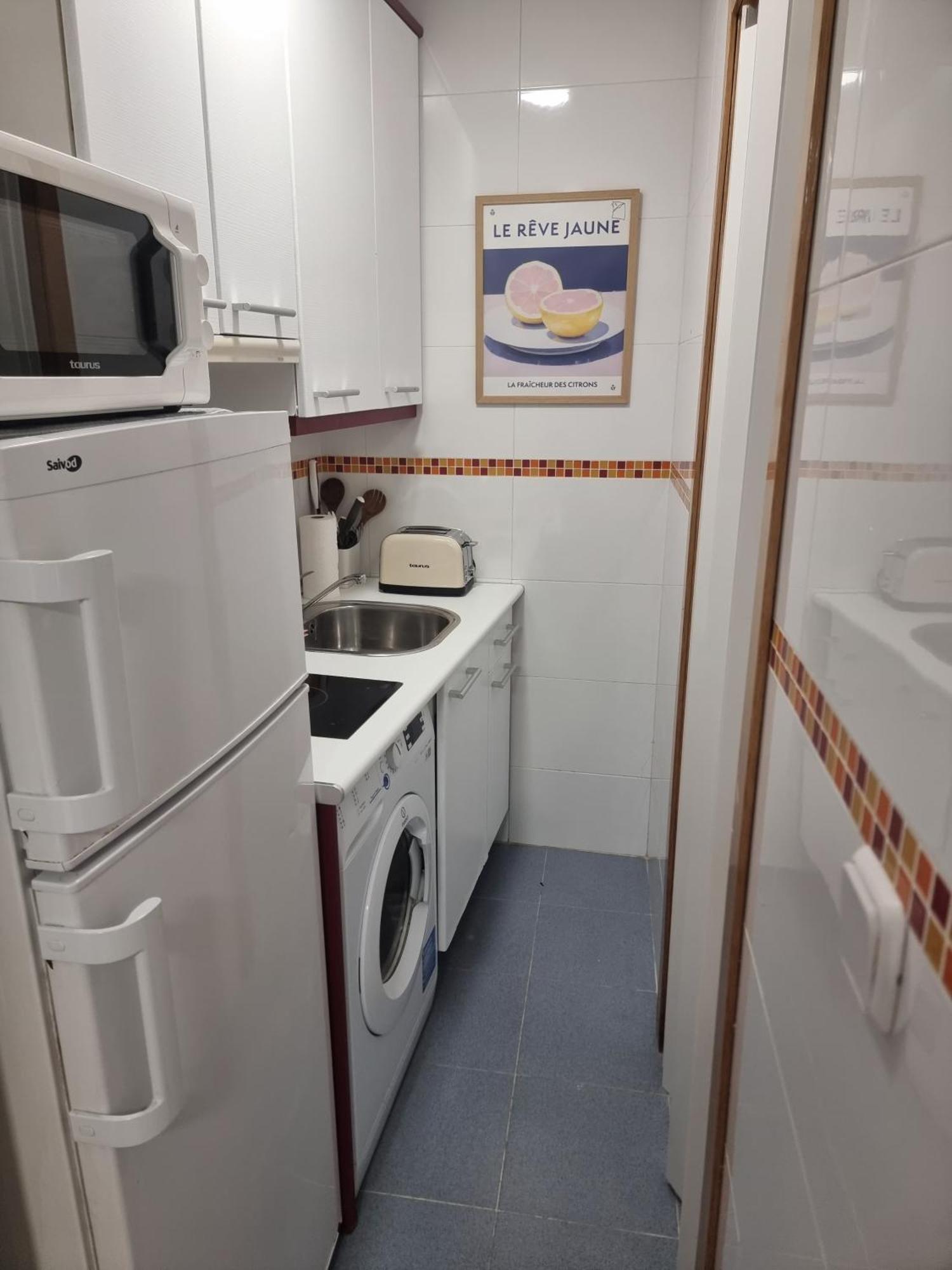 San Vicente Ferrer, Metro Tribunal, Malasana Apartamento