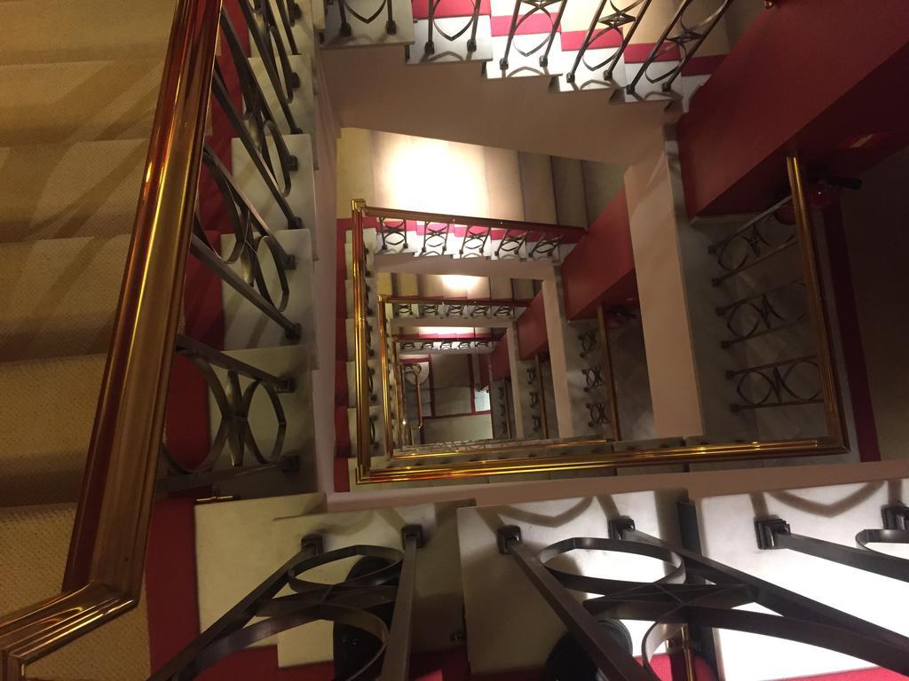 Adler Madrid
