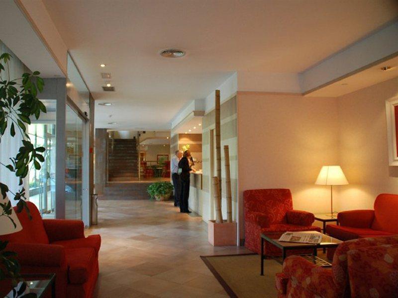 Luze Castellana Hotel