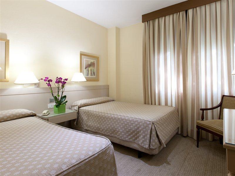 Lejlighedshotel Espahotel Plaza Basilica