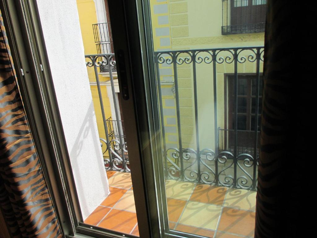 Madrid City Rooms Guest house 2*