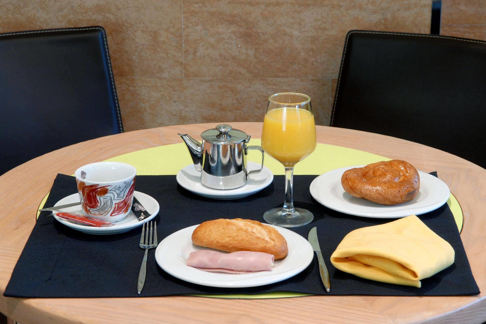 Hotel Julia 2*