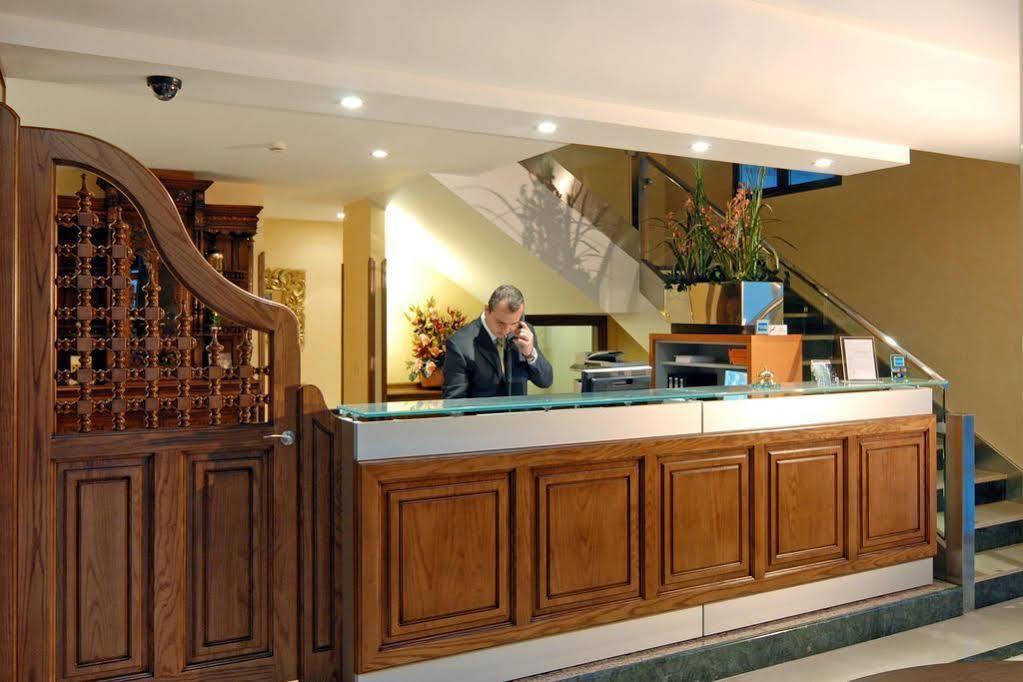 Julia Hotel 2*