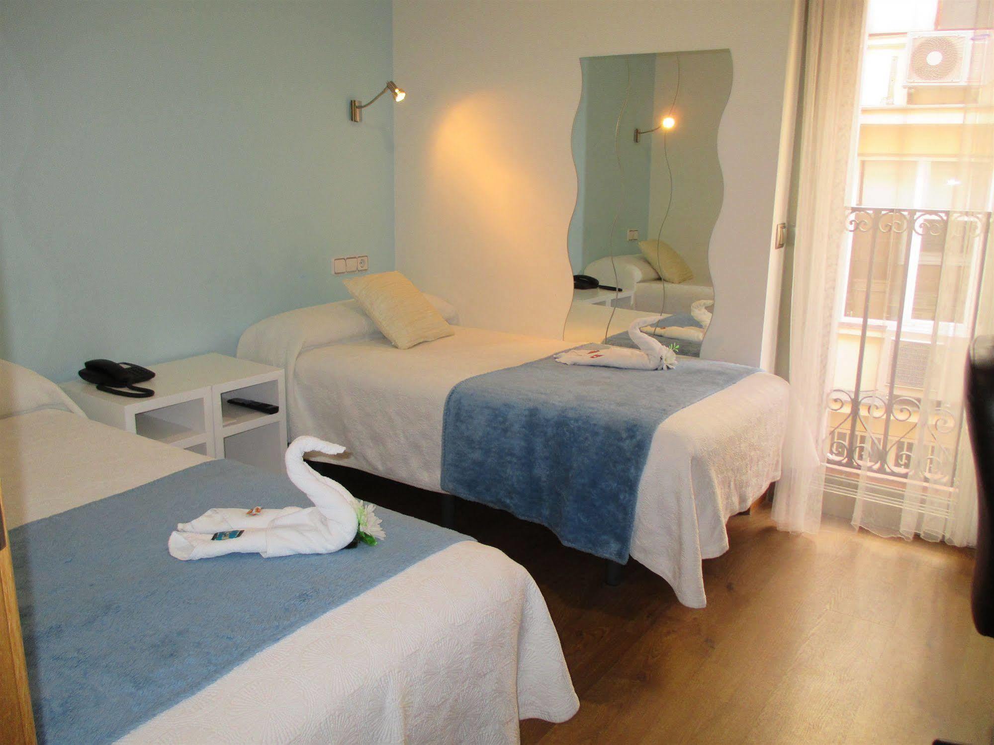 Madrid City Rooms Guest house