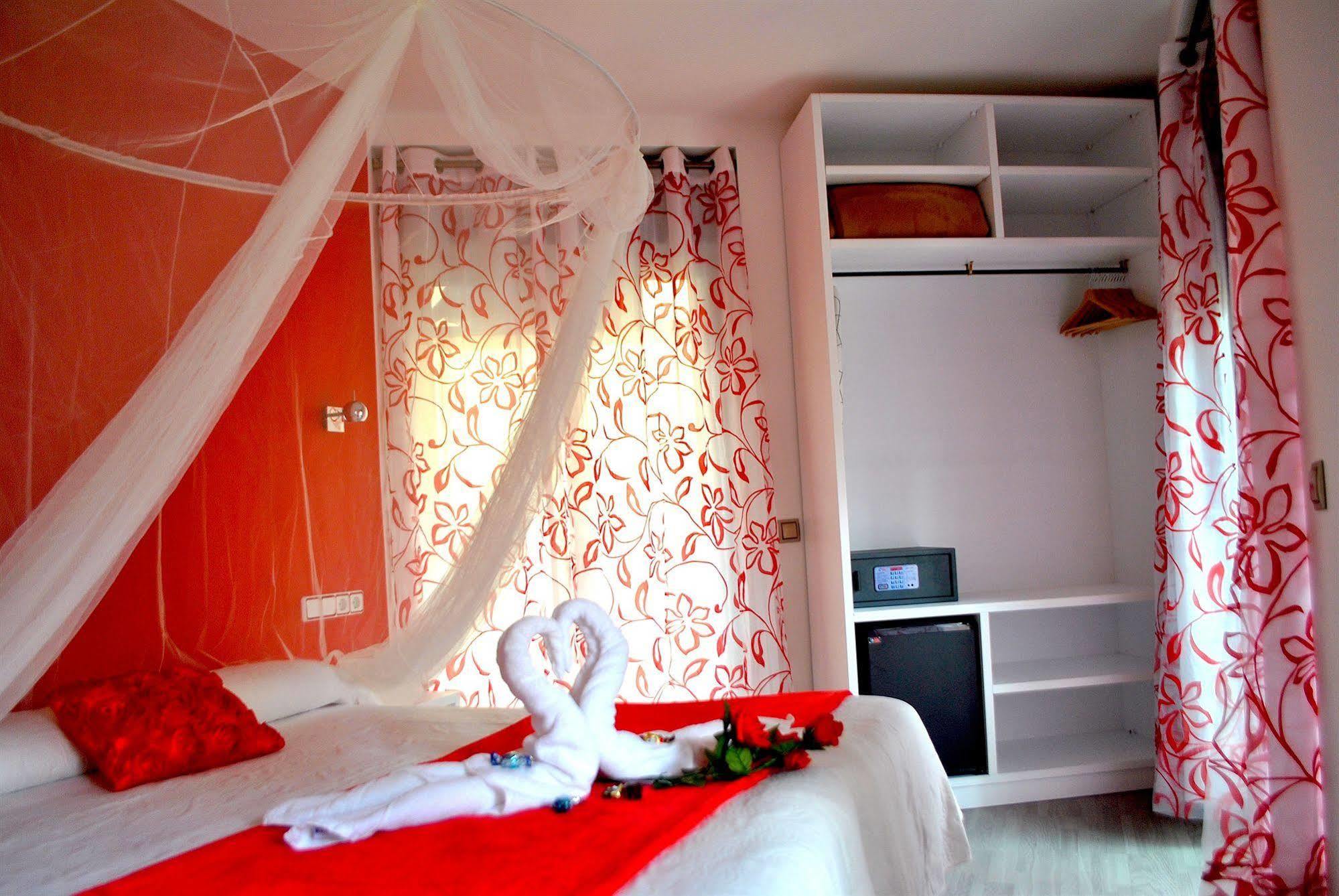 Guest house Madrid City Rooms 2*