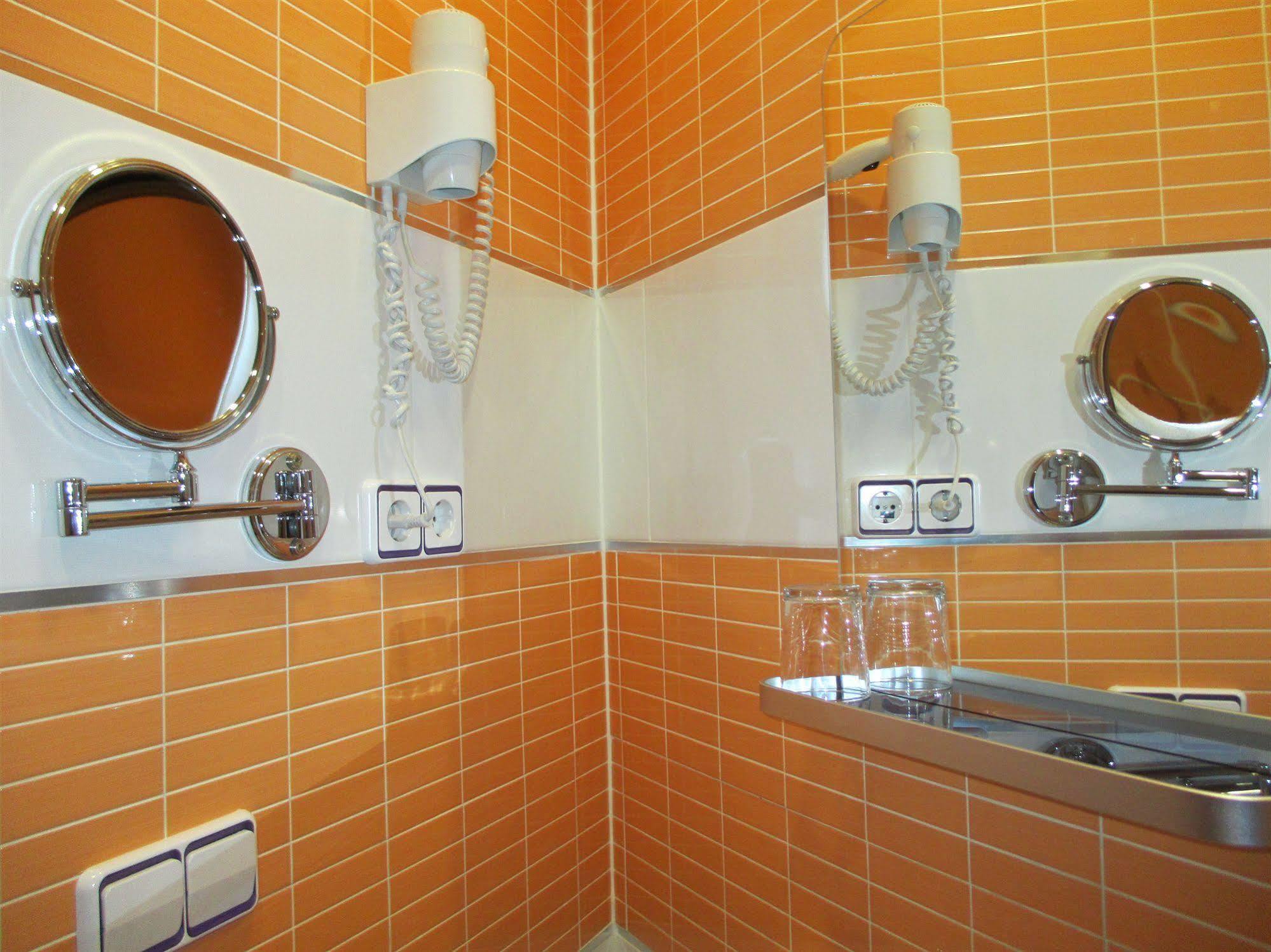 Guest house Madrid City Rooms
