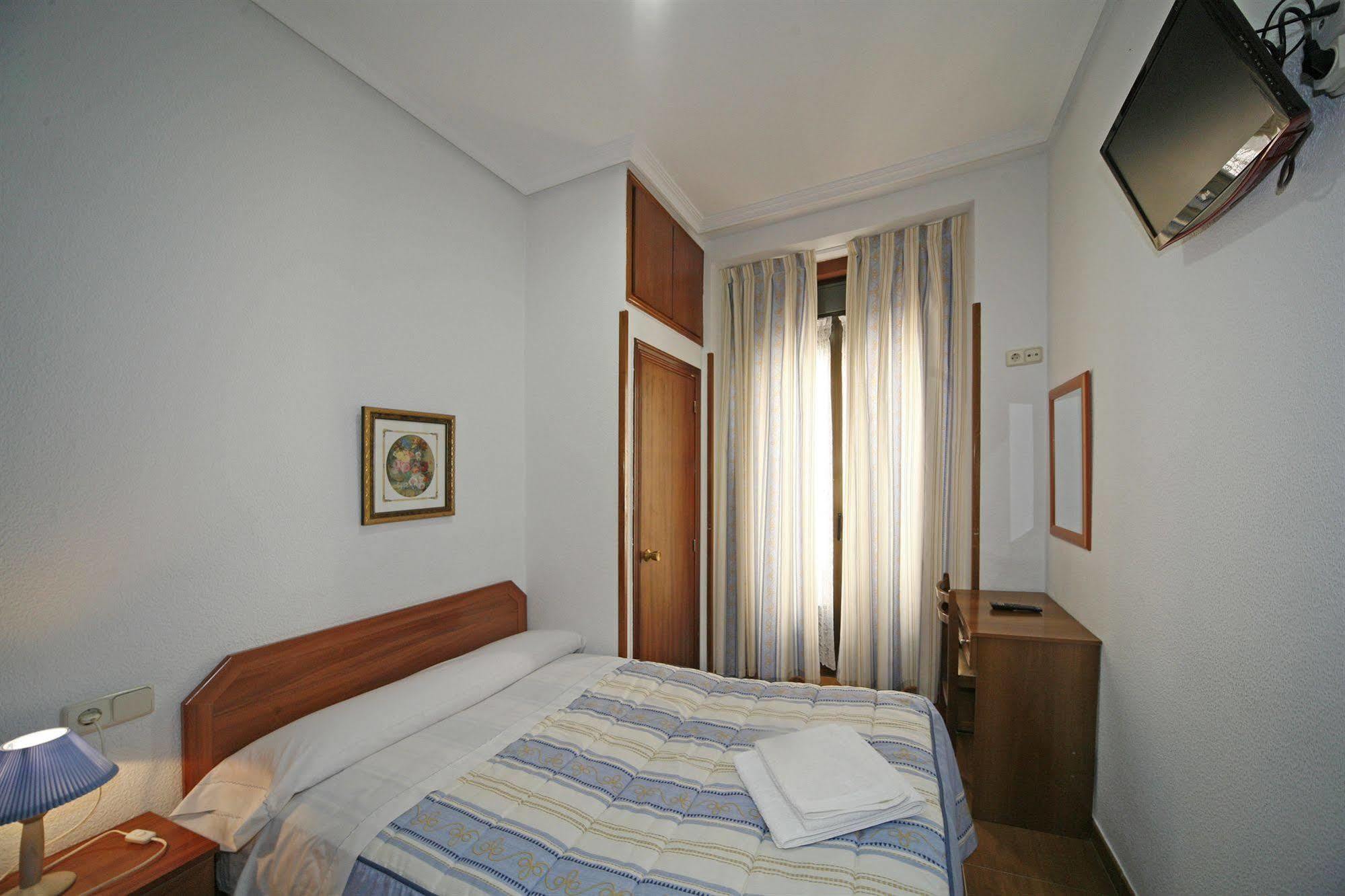San Antonio Guest house Madrid