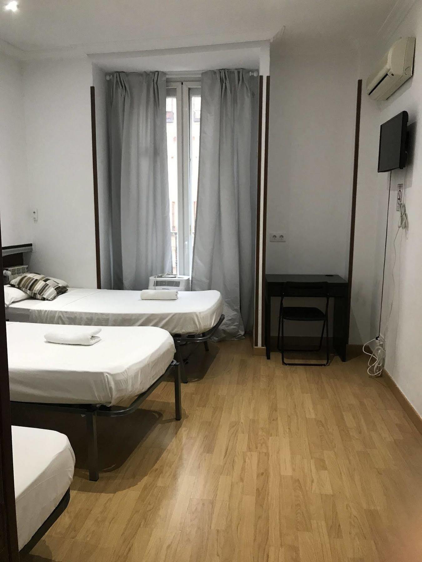 Hotel Lm Opera