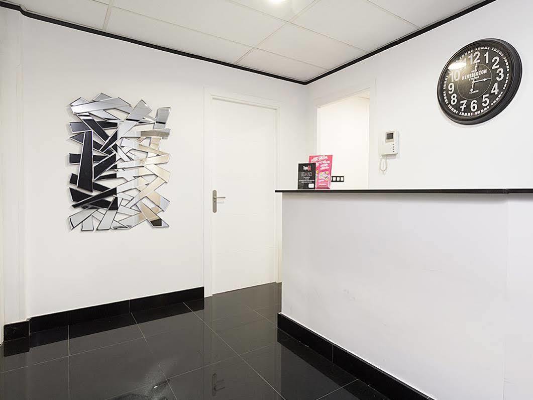Gran Via 63 Guest house