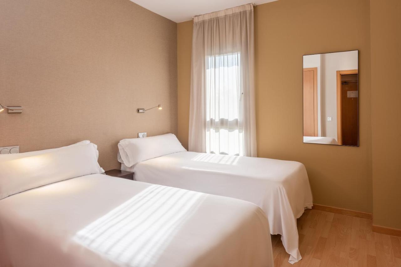 Apart-hotel Airport Suites, Affiliated By Meliá 2*