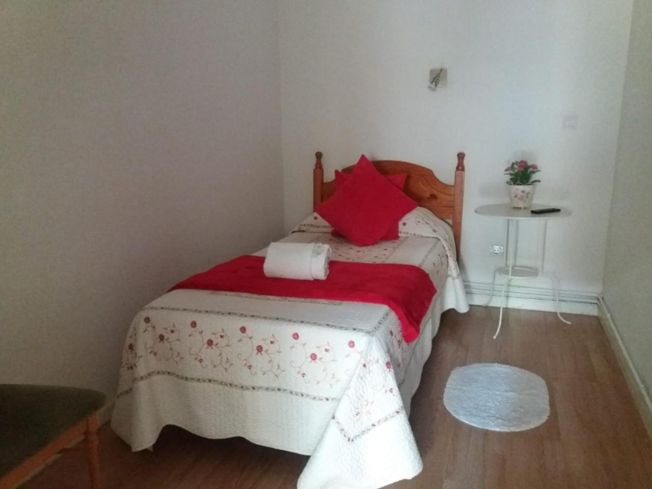 Guest house Casa De Huespedes Prada *