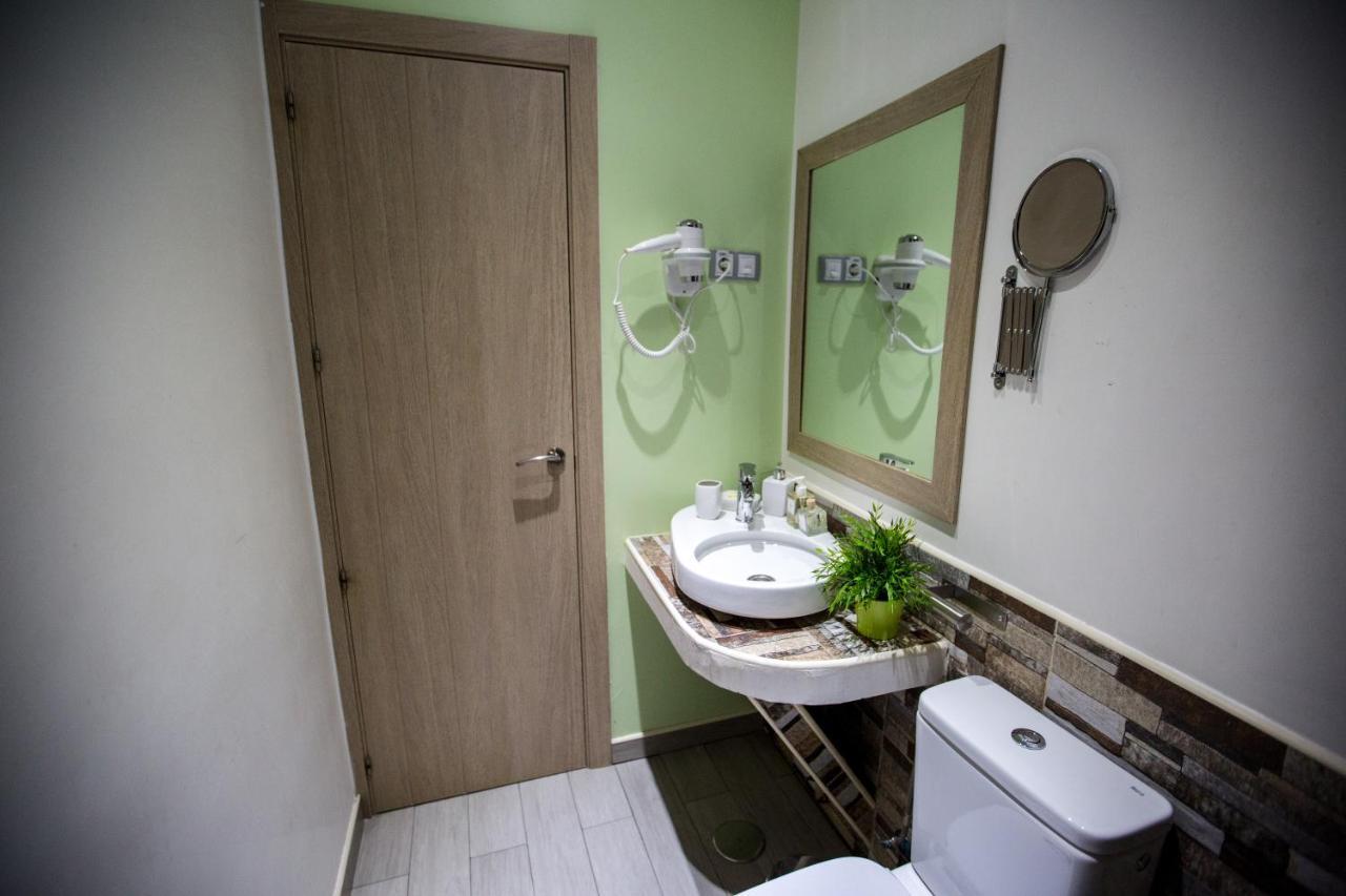 Adis Guest house Madrid