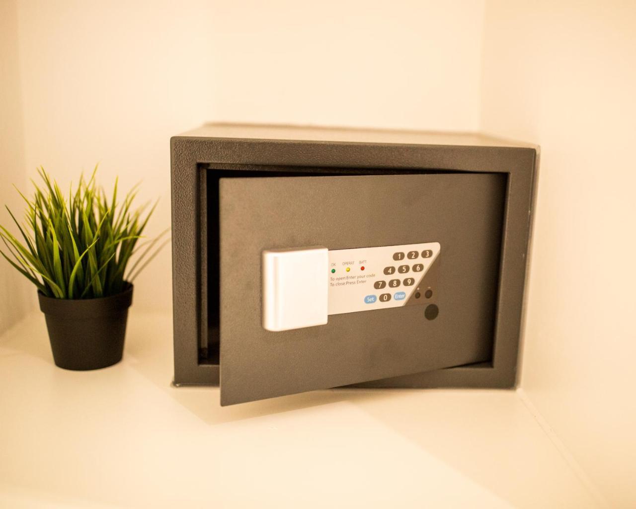 Adis Guest house Madrid