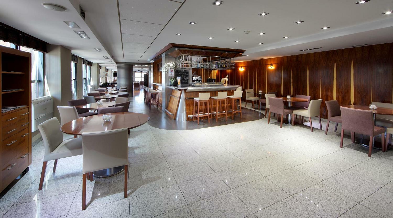 Exe Plaza 4* Madri