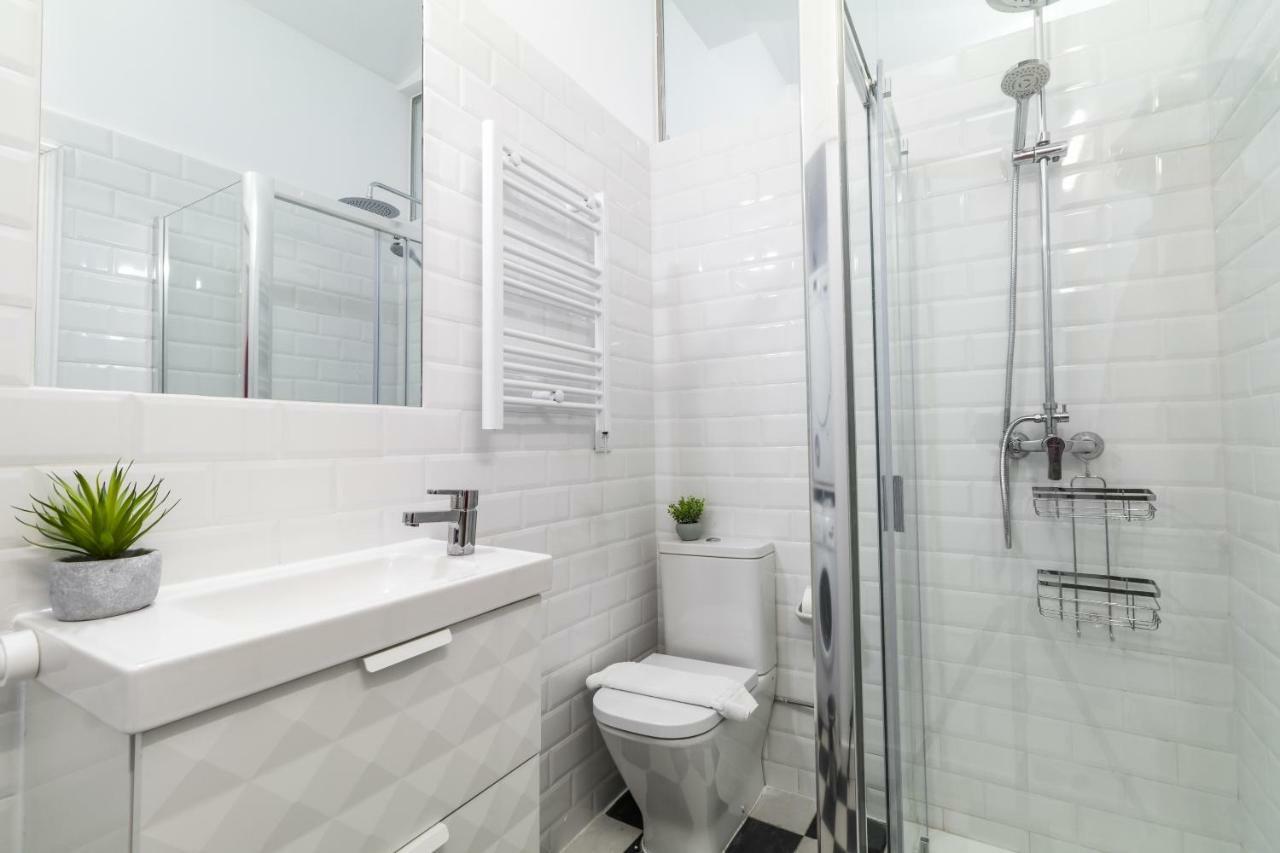 Puerta Del Sol Vi Apartment