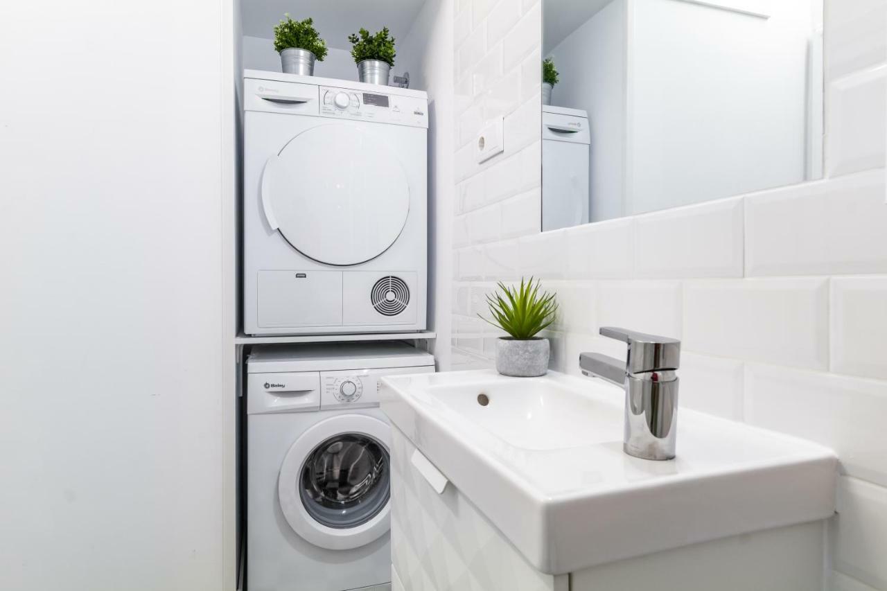 Puerta Del Sol Vi Apartment