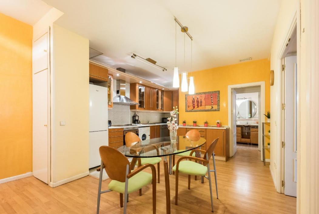 M&f Fuencarral Apartment
