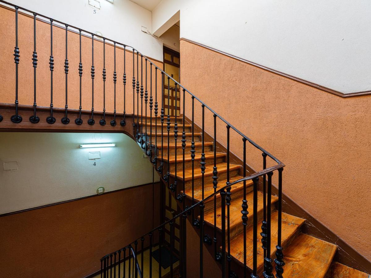 My Apartamento Reina Sofia Madri
