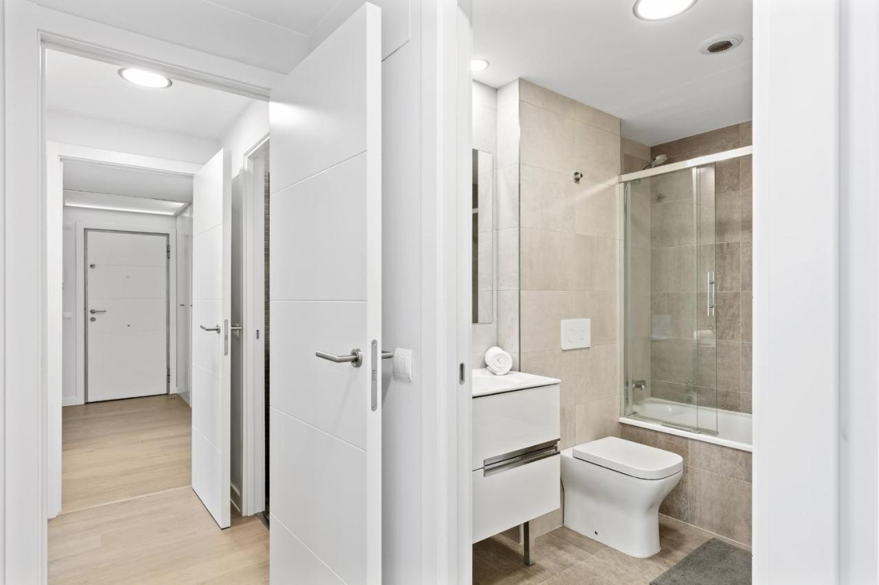 Apartamento Stunning 2 Bedroom Near Adelfas *