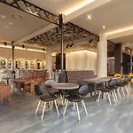 Madrid Marriott Auditorium Hotel & Conference Center