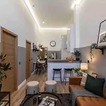 Precioso Estudio Compartido A 10 Minutos Del Aeropuerto