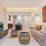 Apartamento Puerta De America VII En Madrid