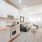 Charming Studio Avenida America