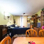 Vivienda Familiar Con Jardin Junto A Ifema