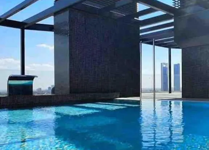 Business Apartament, Torre Australis