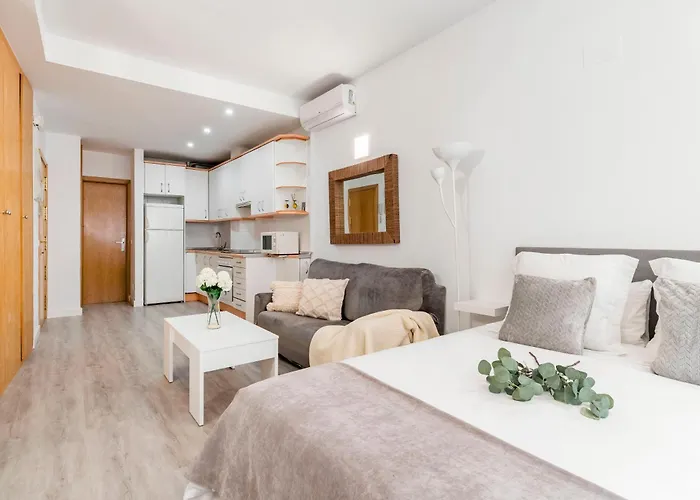 Charming Studio Avenida America