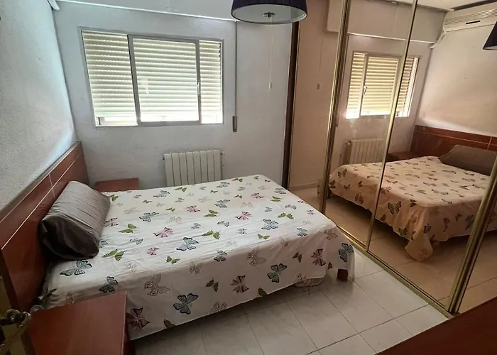Room In Apartment - 10 Min From The Airport