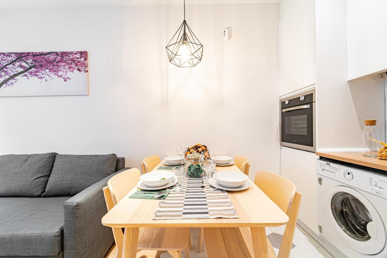 Edsam White Apartamento Madri