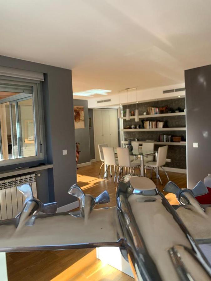 Apartamento Luxury Aparment In *