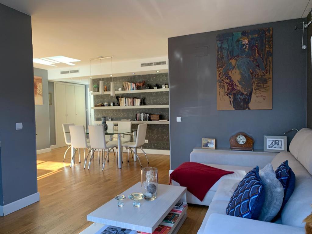 Apartamento Luxury Aparment In *