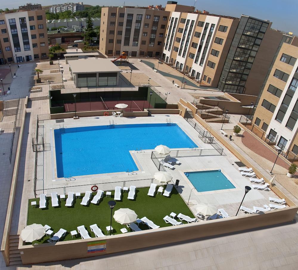 Aparthotel Compostela Madrid