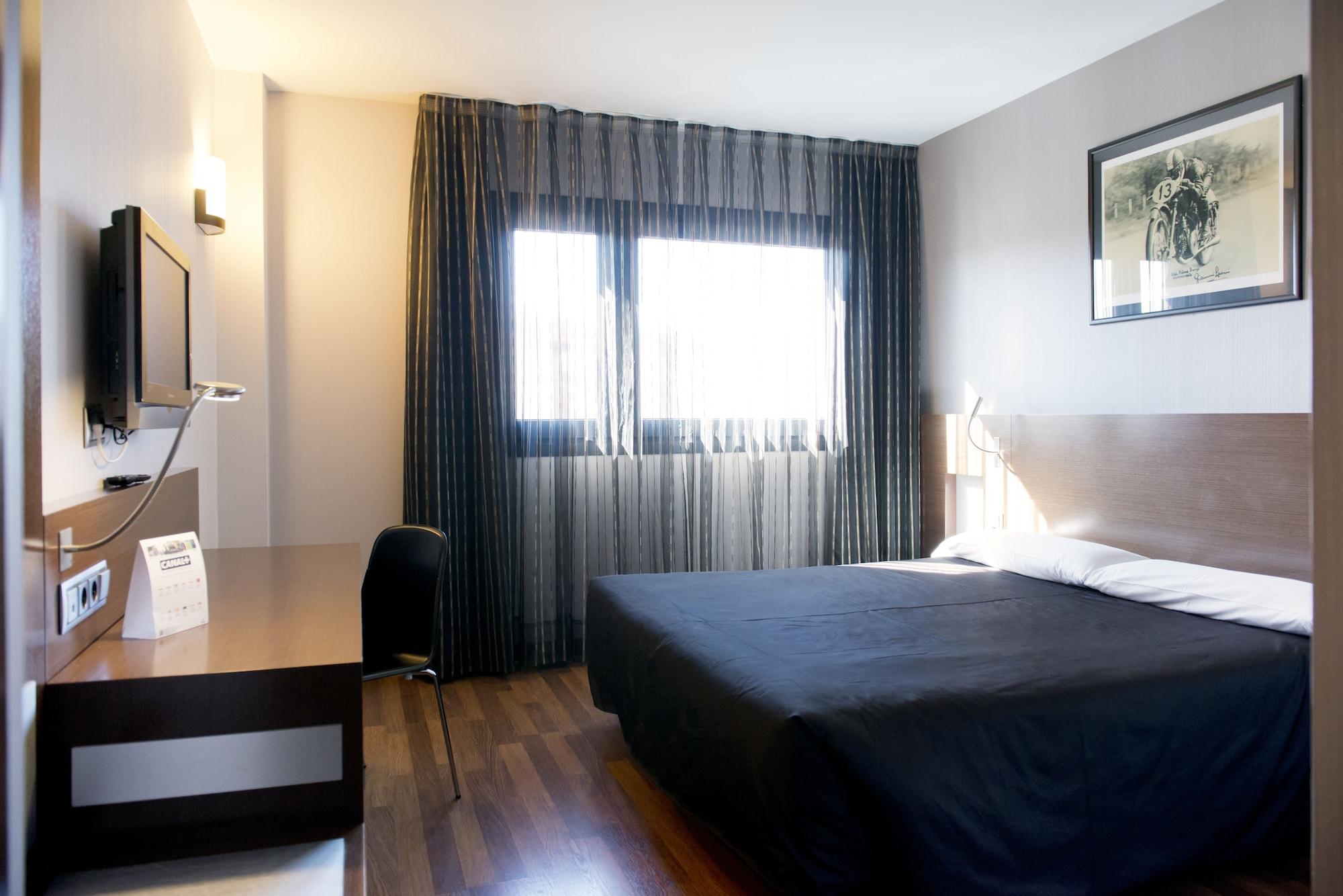 Hotel Tach Airport Madri