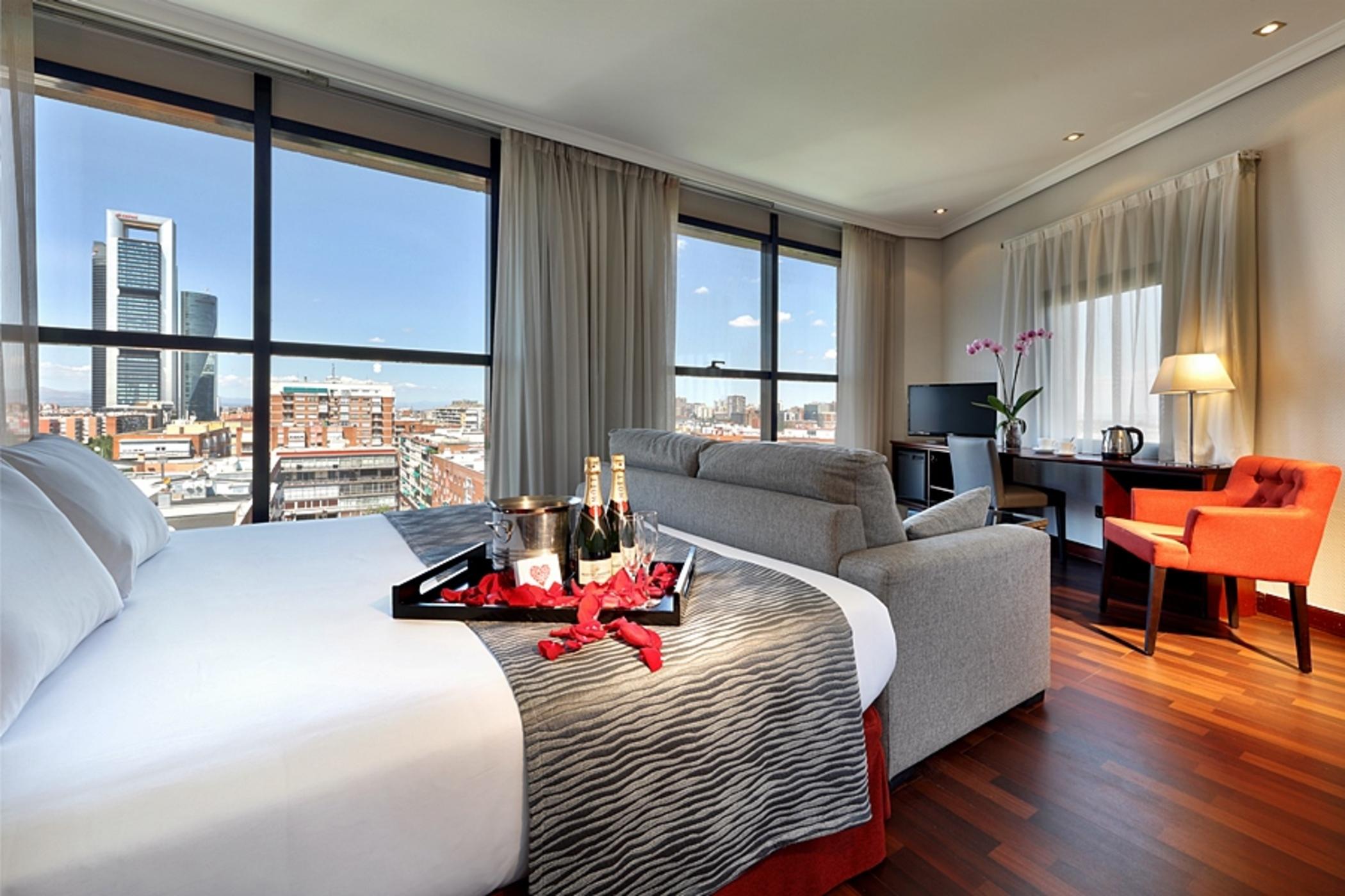 Hotel Crisol Via Castellana Madrid