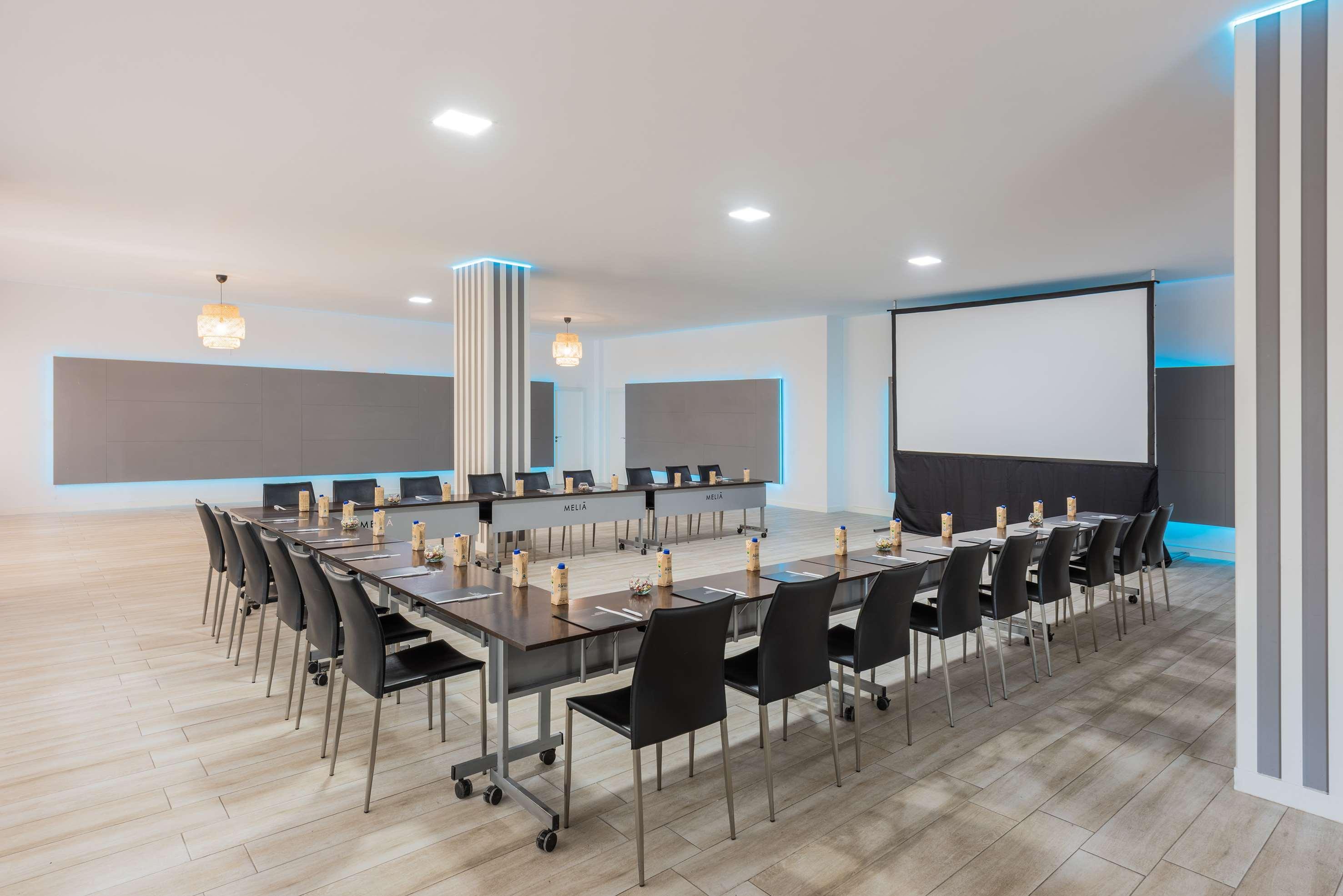Chamartin, Affiliated By Melia 3* Madrid