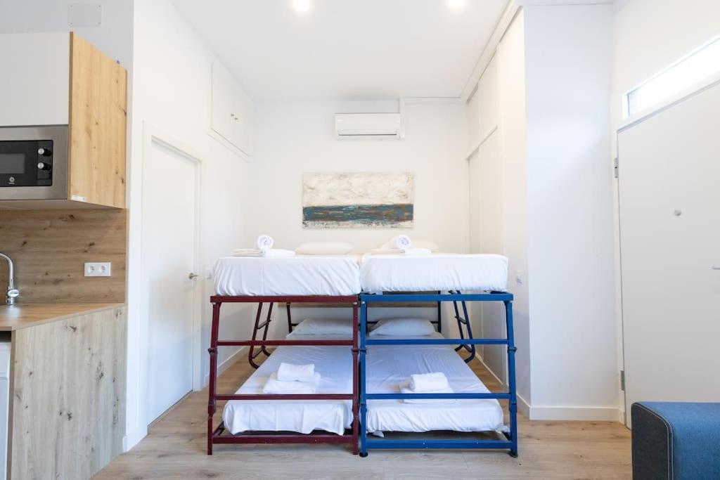 Apartment Coqueto En La Calle Caribe. A/c Wifi *