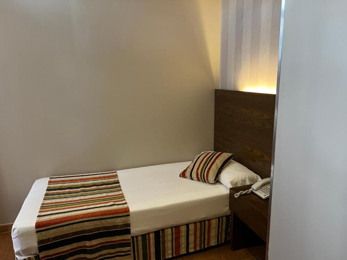 Guest house Coronales Madrid