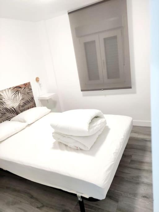 Acogedor Familiar En Area Residencial * Madrid